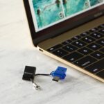 Verbatim 32GB Store ‘n’ Go Dual OTG USB 3.2 Gen 1 Flash Drive for USB-C Devices – 2 in 1 Type C Thumb Drive - Image 8